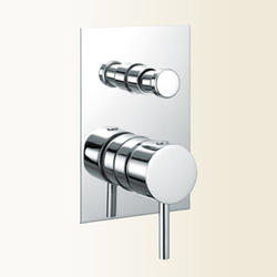 SIMPLY 2630 Miscelatore per doccia/vasca incasso con deviatore - Bagno Italiano