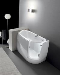 VASCA130 Vasca per anziani e disabili con sportello 130x75xh.95/105 cm. - Bagno Italiano