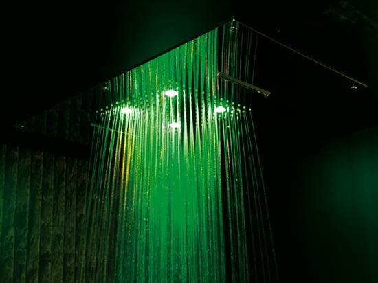 Soffione cromoterapia da incasso in acciaio inox 3 getti 4 led 700x400 con pulsantiera - Bagno Italiano